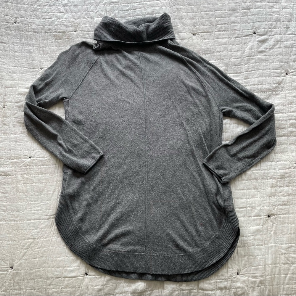 Caslon Gray Cashmere Turtleneck